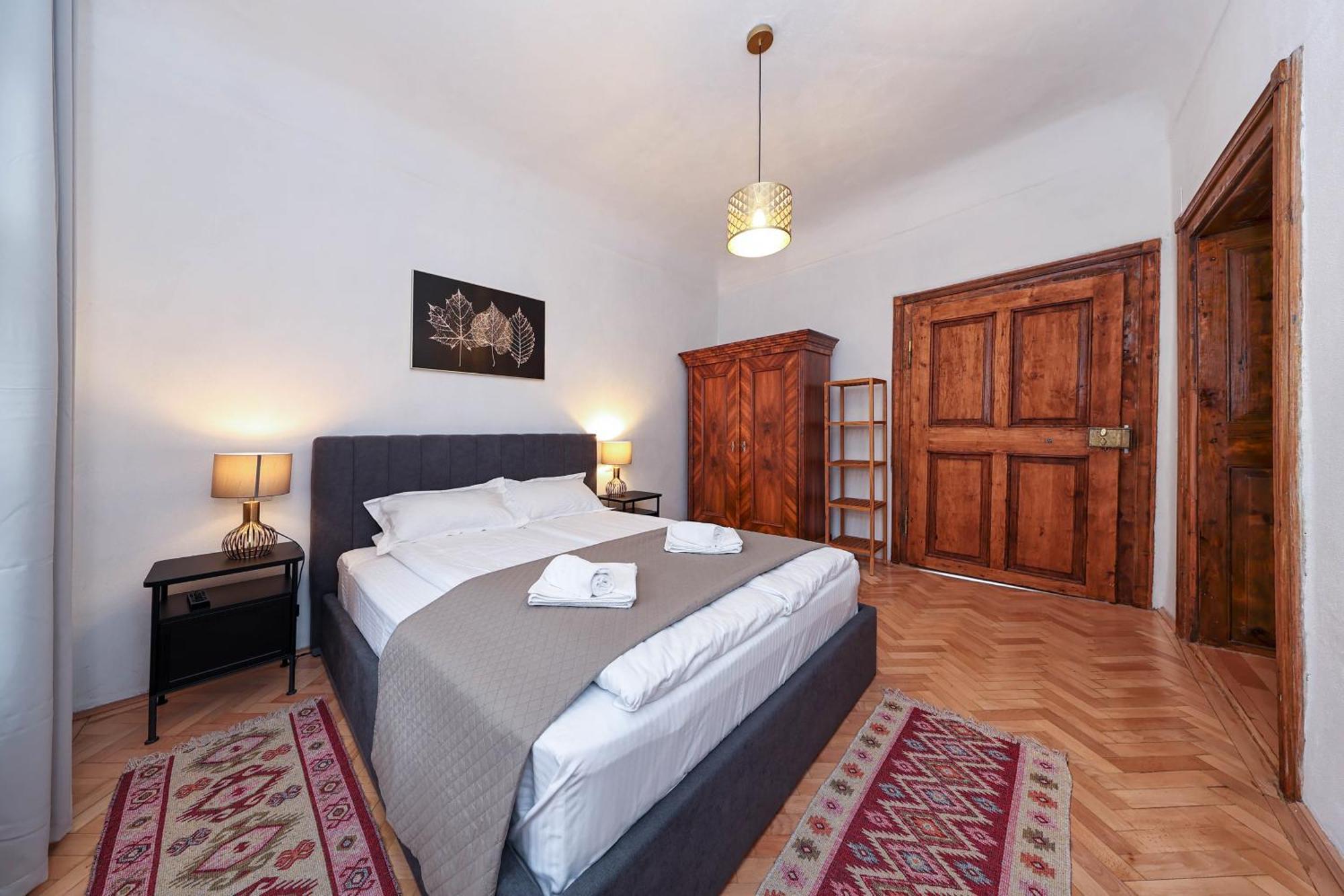Hirscher Apartments Брашов Екстер'єр фото