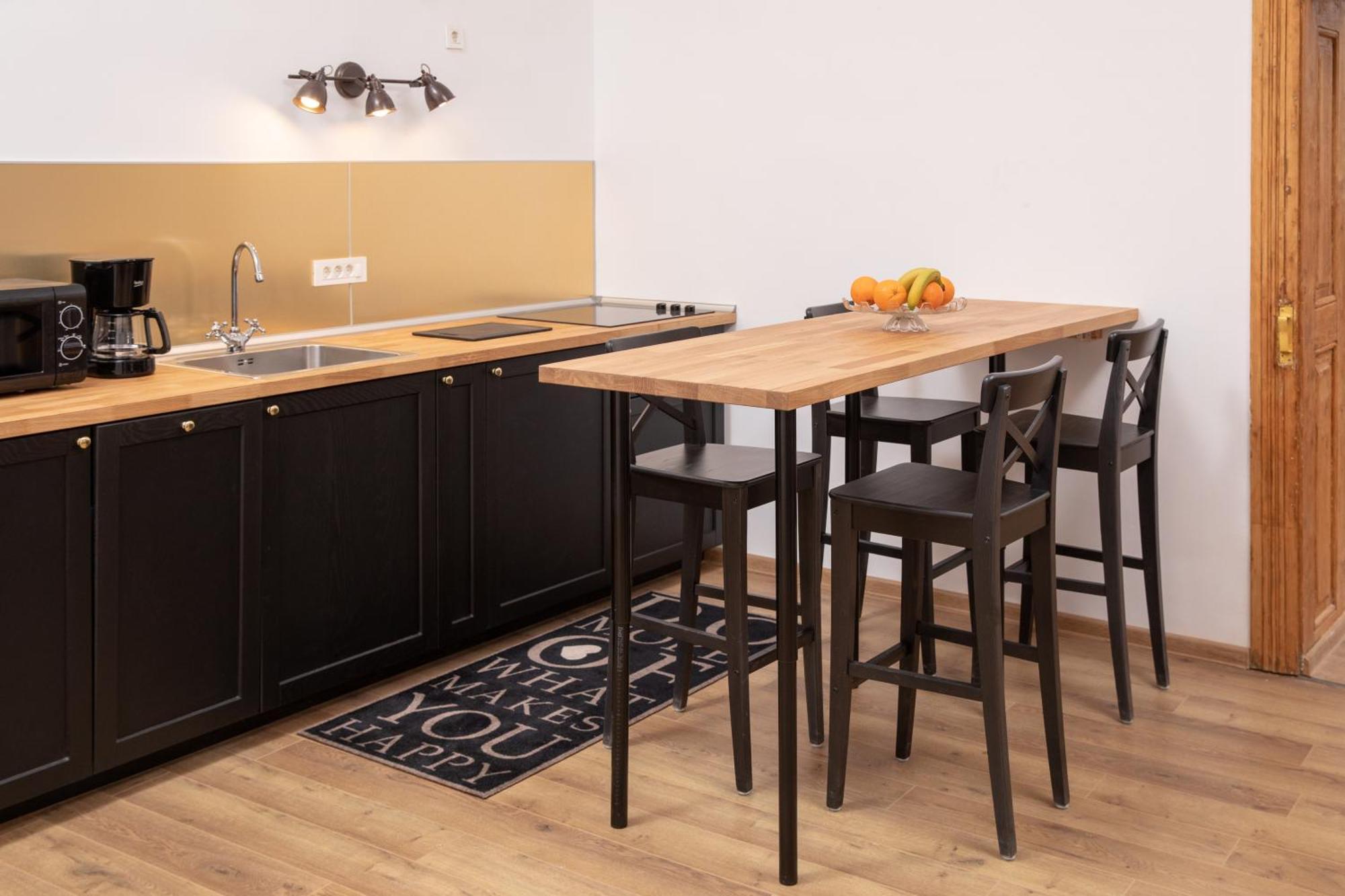 Hirscher Apartments Брашов Номер фото