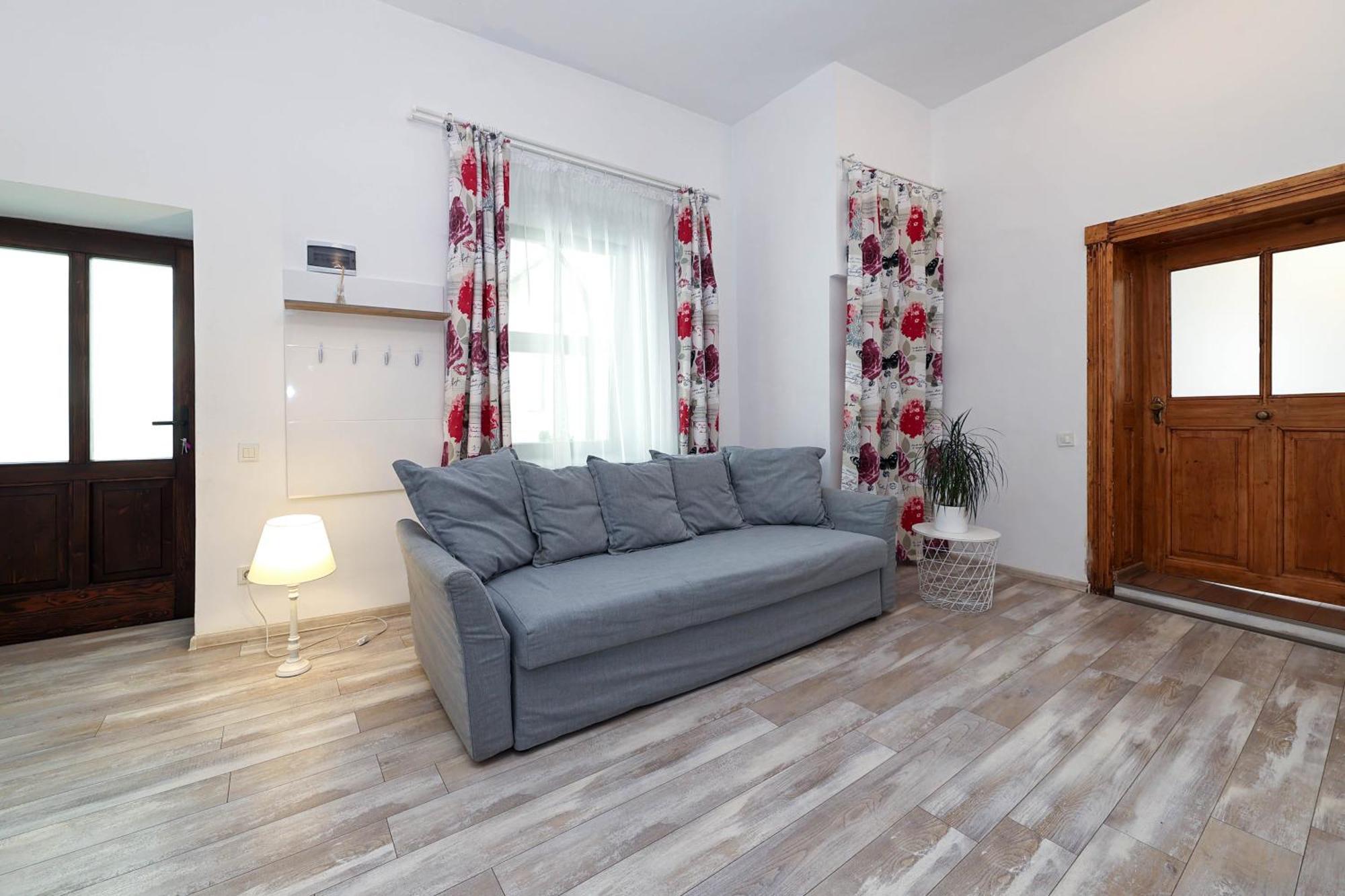 Hirscher Apartments Брашов Номер фото