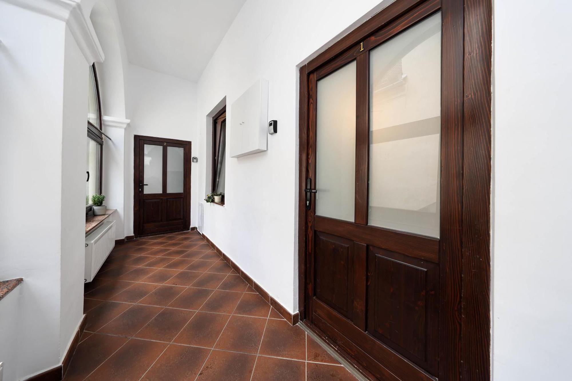 Hirscher Apartments Брашов Екстер'єр фото