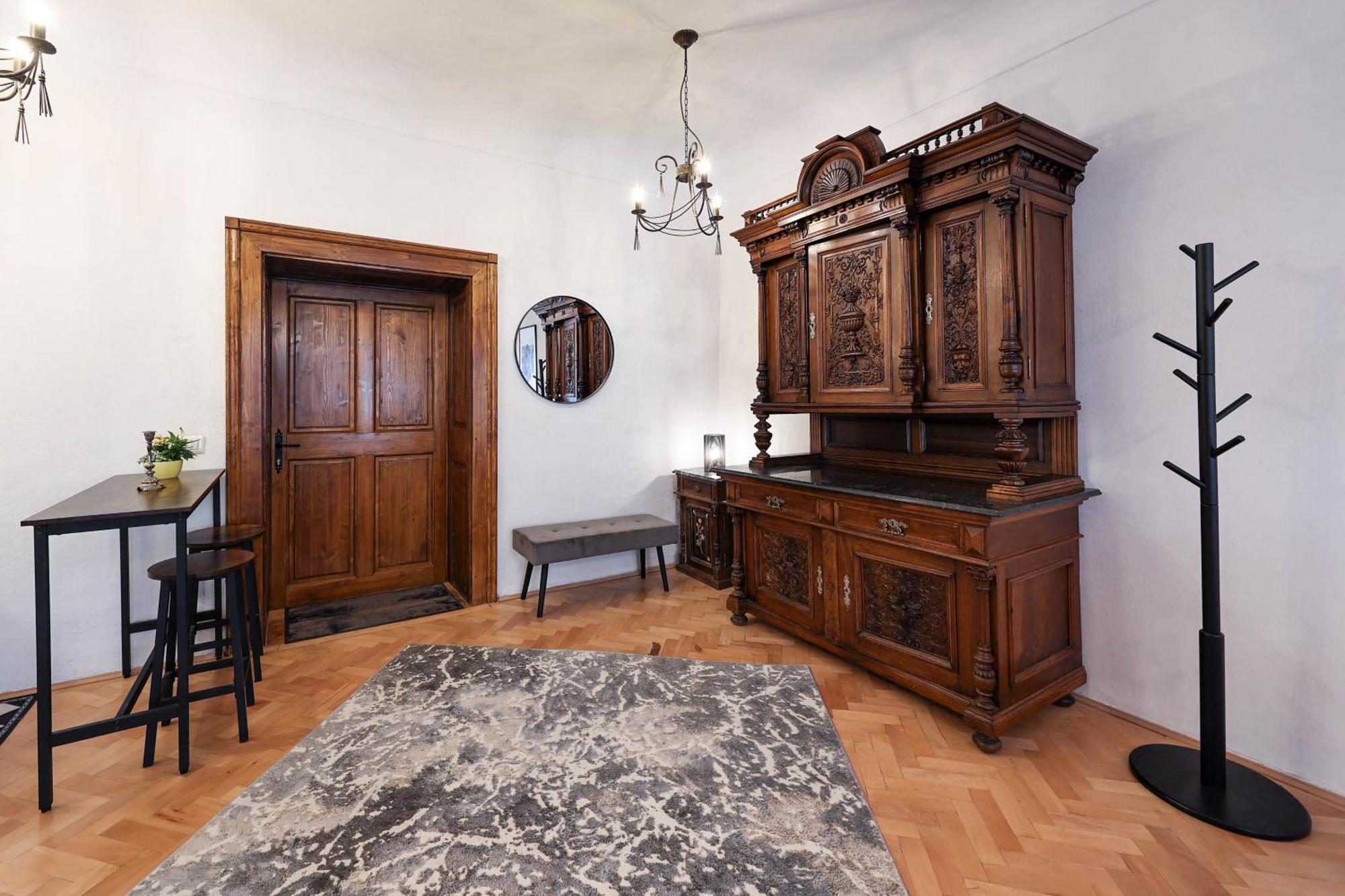Hirscher Apartments Брашов Екстер'єр фото